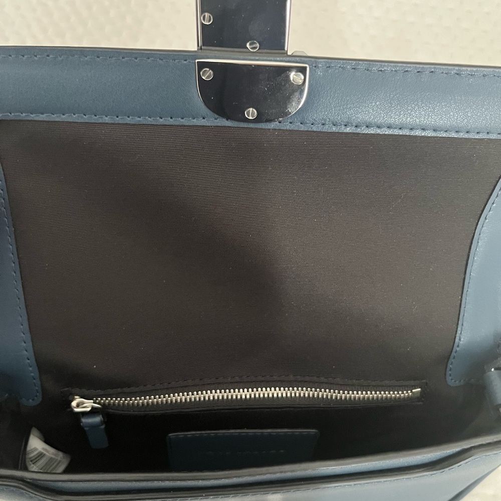 Marc Jacobs Blue and Silver Crossbody Bag with Chain Strap - Picture 5 of 7